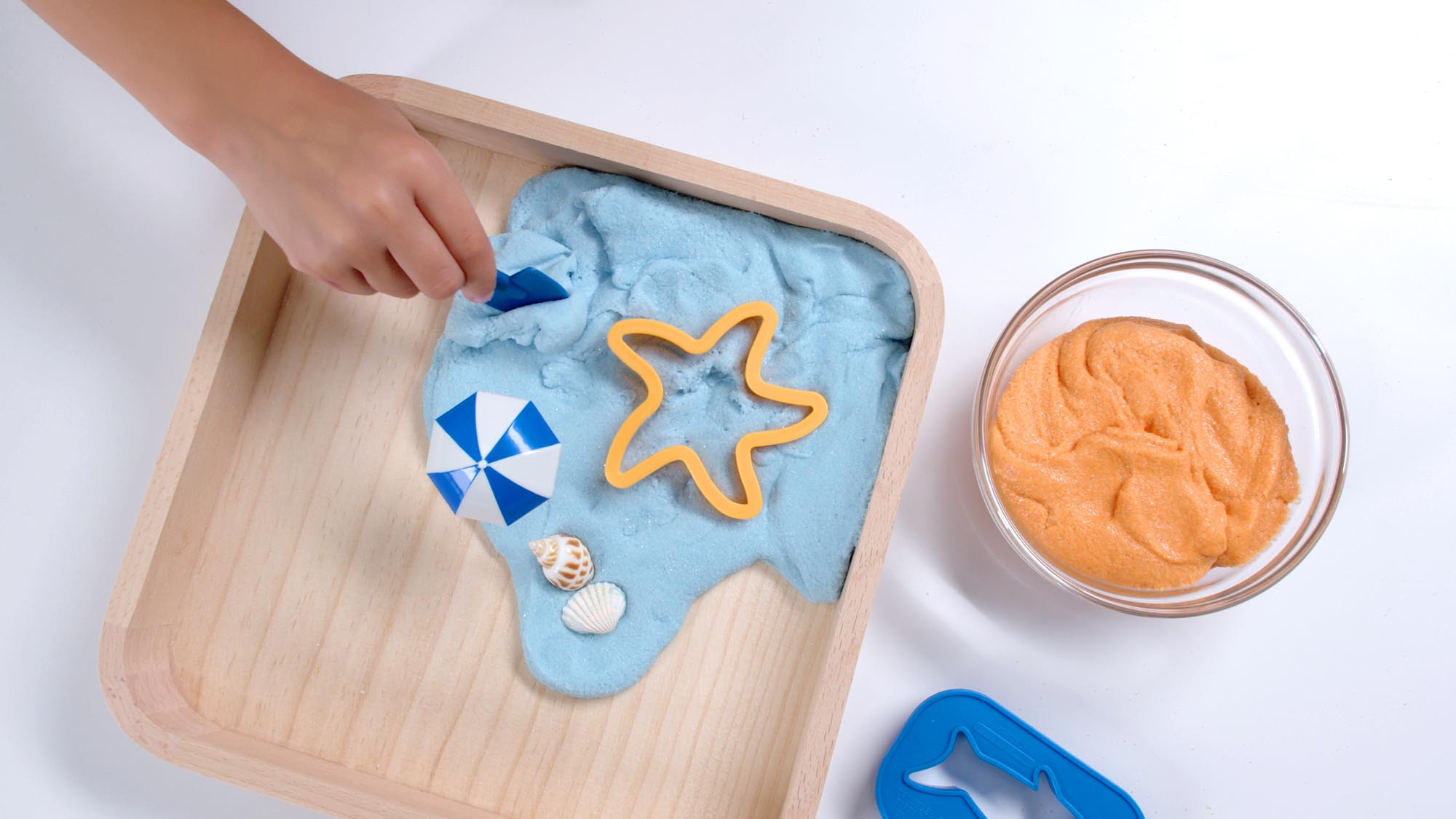 Kinetic sand / Cát động lực là gì ? Hướng dẫn cách làm Kinetic sand ( Cát động lực) tại nhà Kinetic sand / Cát động lực là gì ? Hướng dẫn cách làm Kinetic sand ( Cát động lực) tại nhà