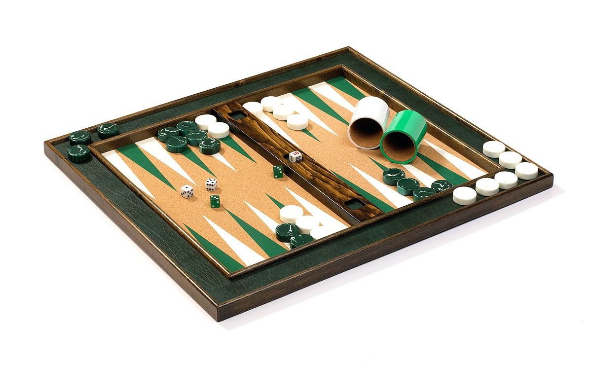 Một bộ trò chơi Backgammon 0
