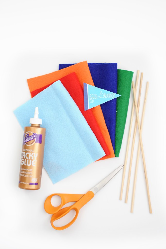 Hướng dẫn cách làm Cờ tam giác bằng giấy