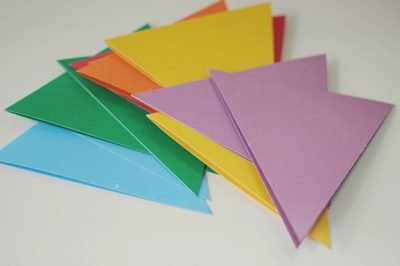 Cách làm cờ tam giác treo trang trí 1