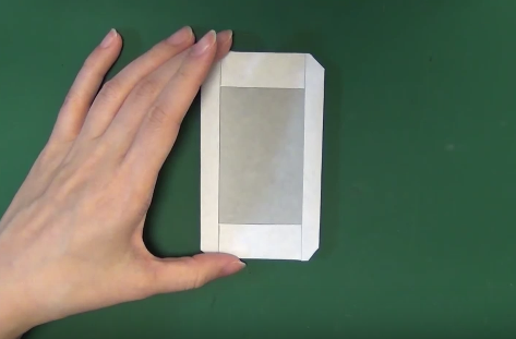 Gấp điện thoại Iphone bằng giấy 5