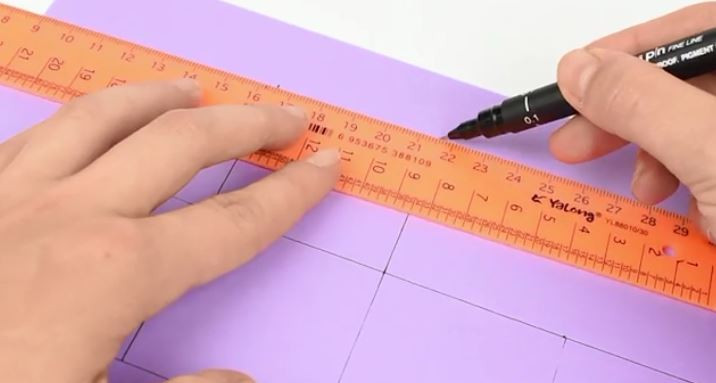 Làm xúc xắc cắt từ giấy 3