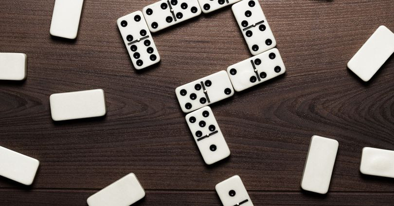 Domino Domino