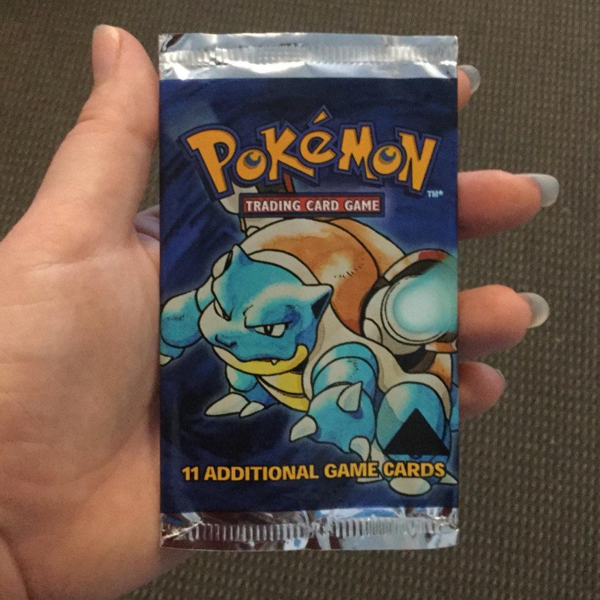 Pokemon Booster Box với lỗi Tam giác đen 0