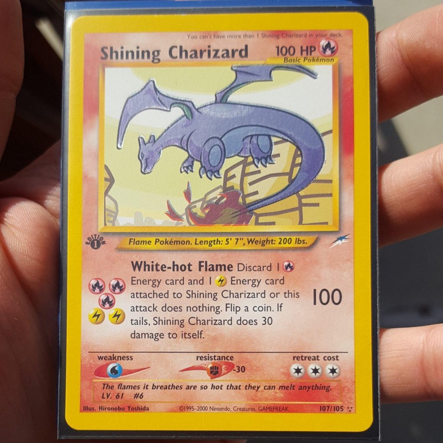 Phiên bản đầu tiên của Shining Charizard 0