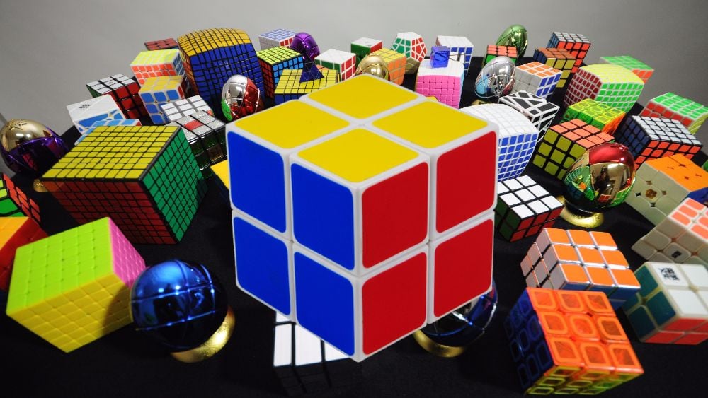 Hướng dẫn cách chơi và giải Rubik 2x2 cơ bản