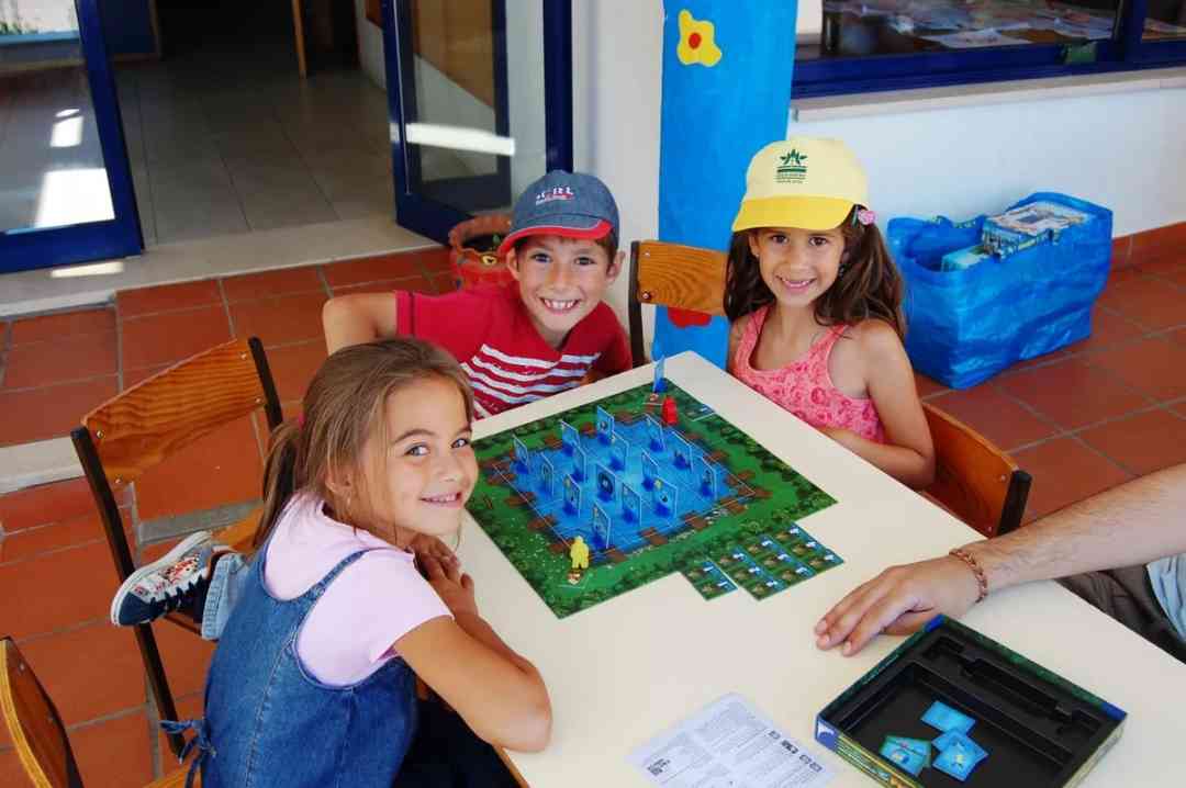 Hướng dẫn cách chơi board game Gone Fishing