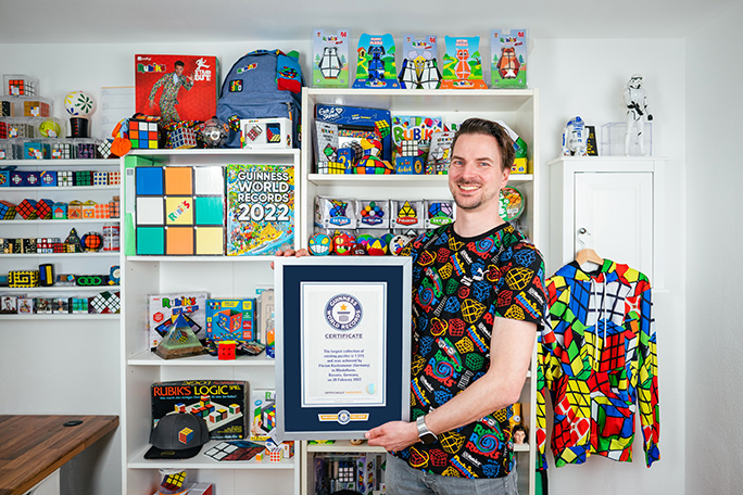 Kỉ lục thế giới về Bộ sưu tập nhiều các câu đố Rubik 2