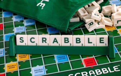 Hướng dẫn cách chơi board game Scrabble